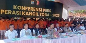 Tim Direktorat (Dit) Reskrimum Polda Sumatera Utara (Sumut) bersama polres jajaran berhasil mengungkap berbagai kasus kejahatan selama 21 hari digelarnya Operasi Kancil Toba 2025.