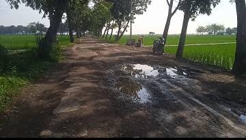 Rusak Parah..!! Jalan Alternatif Guwa Kidul Menuju Guwa Lor Memprihatinkan Warga Kecewa dan Desak Perbaikan.