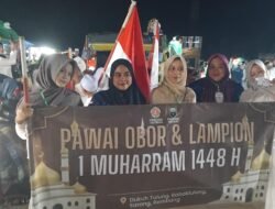 Tradisi Obor Tahunan Desa Babak Tulung Disertai Santunan Anak Yatim