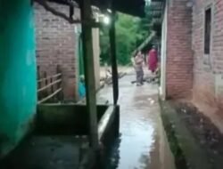 Hujan Deras Guyur Lubuk Linggau, Luapan Sungai Rendam Puluhan Rumah di Kelurahan Muara Enim