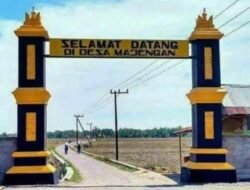 MASYARAKAT MAJANGAN PROTES KETIDAKTRANSPARANAN PENGELOLAAN PEMERINTAHAN DESA