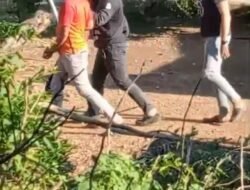 DESA PANYEPEN BERGOYANG, WARGA DITANGKAP KARENA DIDUGA LAKUKAN TINDAKAN ASUSILA TERHADAP ANAK DI BAWAH UMUR