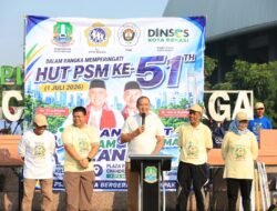 HUT Ke-51 PSM, Ratusan Lansia Bekasi Meriahkan Jalan Sehat di Plaza Patriot