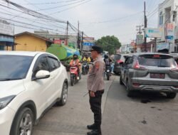 Antisipasi Kelangkaan dan Kemacetan, Personel Polsek Deli Tua Gencarkan Monitoring serta Pengaturan Lalu Lintas di SPBU