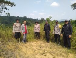 Polsek Meliau Bersama PT.PBG Laksanakan Patroli Gabungan Cegah Kebakaran Hutan dan Lahan Desa Meliau Hulu